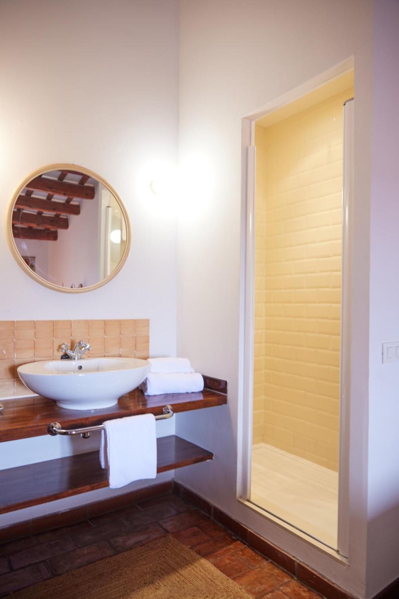 Hotel Palou 1874 Sant Pere De Ribes Bilik gambar
