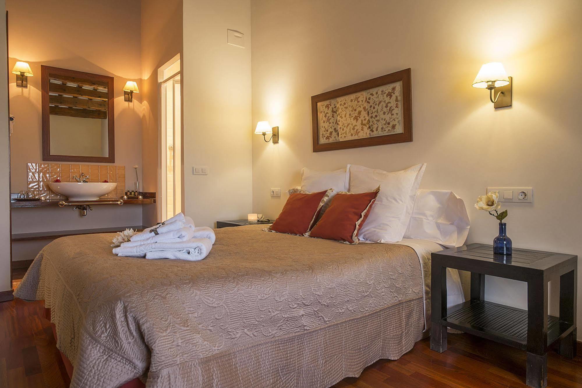 Hotel Palou 1874 Sant Pere De Ribes Luaran gambar